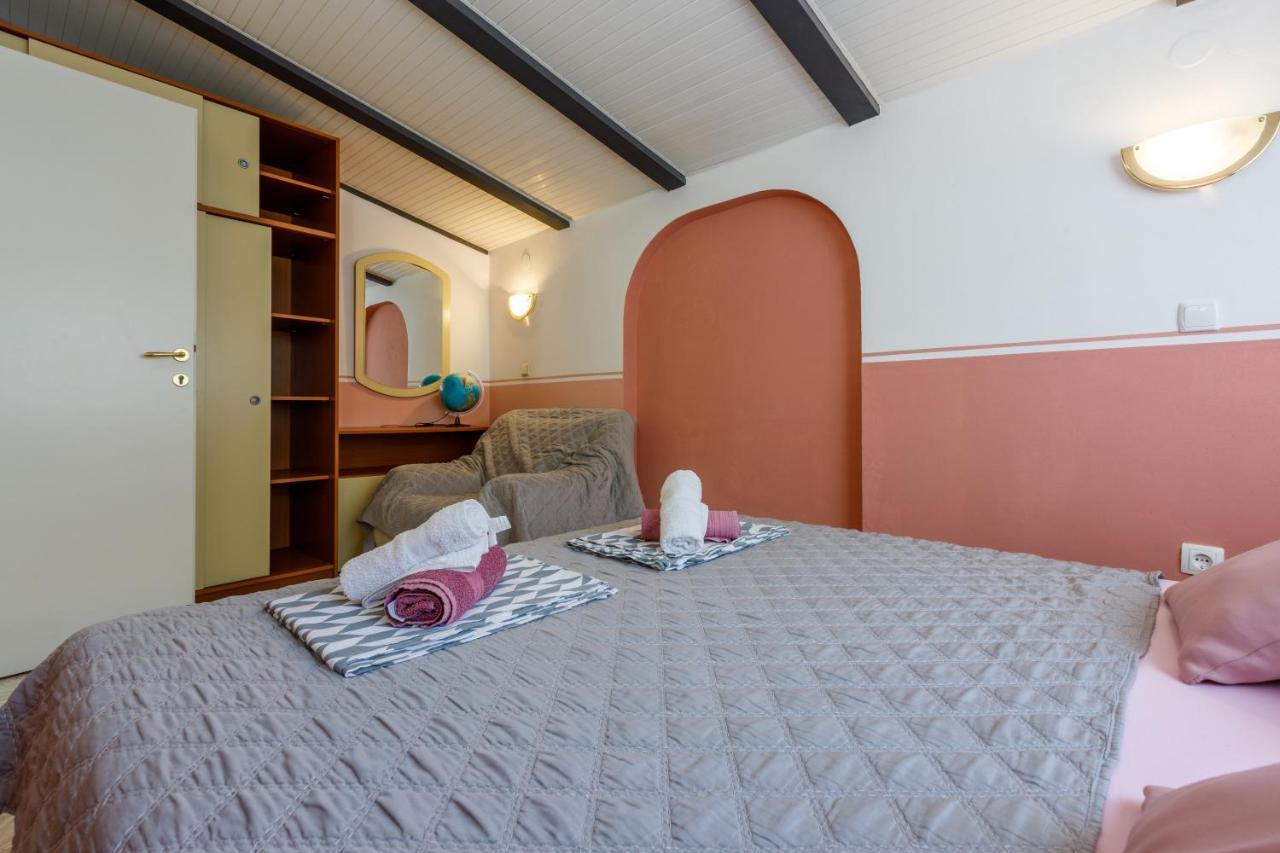 Apartmani Visnja Crikvenica Exterior foto