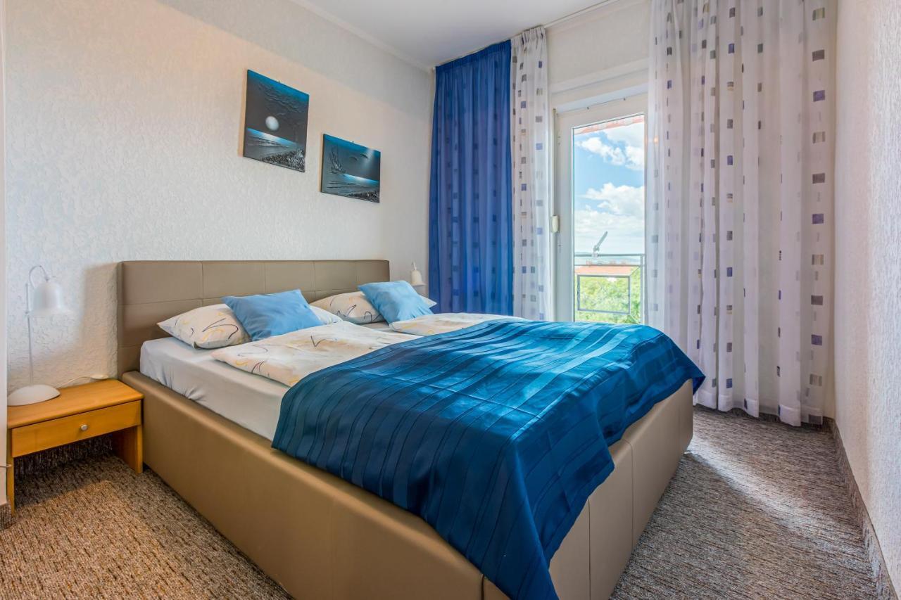 Apartmani Visnja Crikvenica Exterior foto
